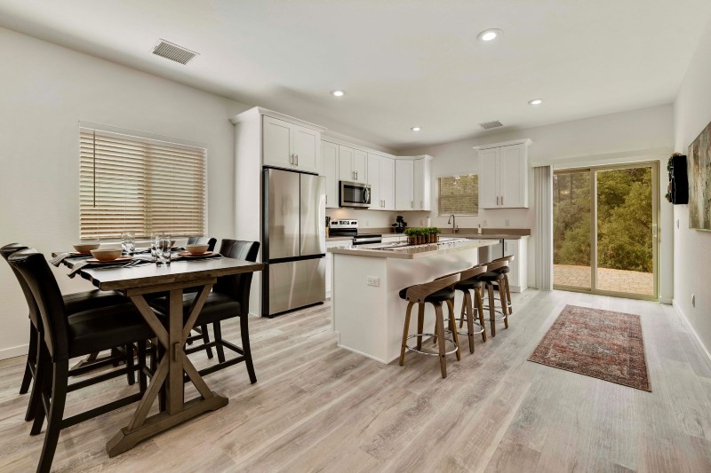 2016 kitchen and dining
